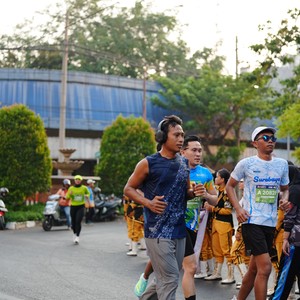 Race photo from SURABAYA ISOPLUS MARATHON 2026