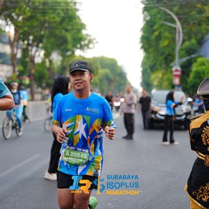 Race photo from SURABAYA ISOPLUS MARATHON 2026