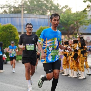 Race photo from SURABAYA ISOPLUS MARATHON 2026