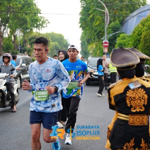 Race photo from SURABAYA ISOPLUS MARATHON 2026