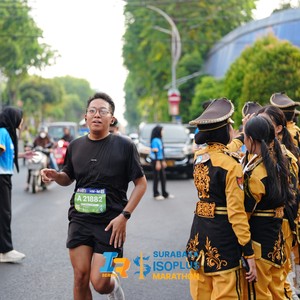 Race photo from SURABAYA ISOPLUS MARATHON 2026