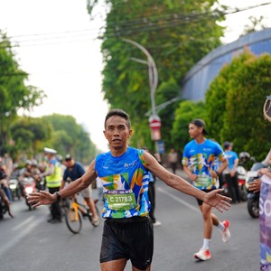 Race photo from SURABAYA ISOPLUS MARATHON 2026