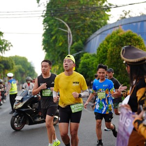 Race photo from SURABAYA ISOPLUS MARATHON 2026