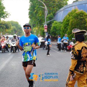 Race photo from SURABAYA ISOPLUS MARATHON 2026