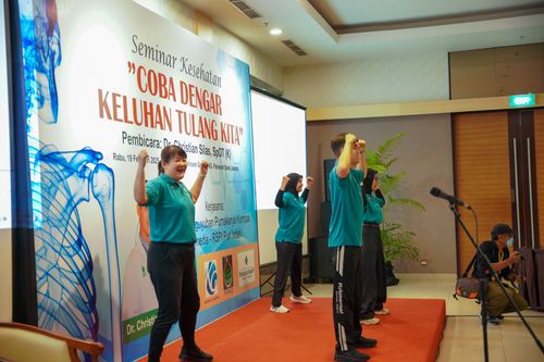 Race photo from Seminar Kesehatan : Coba Dengar Keluhan Tulang Kita