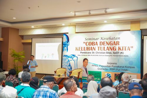 Race photo from Seminar Kesehatan : Coba Dengar Keluhan Tulang Kita