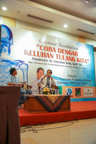 Race photo from Seminar Kesehatan : Coba Dengar Keluhan Tulang Kita