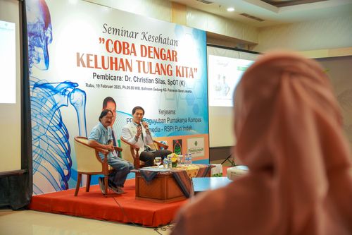 Race photo from Seminar Kesehatan : Coba Dengar Keluhan Tulang Kita