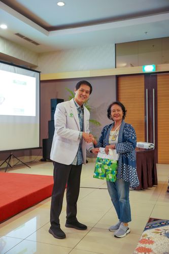 Race photo from Seminar Kesehatan : Coba Dengar Keluhan Tulang Kita