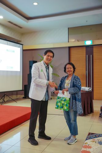 Race photo from Seminar Kesehatan : Coba Dengar Keluhan Tulang Kita
