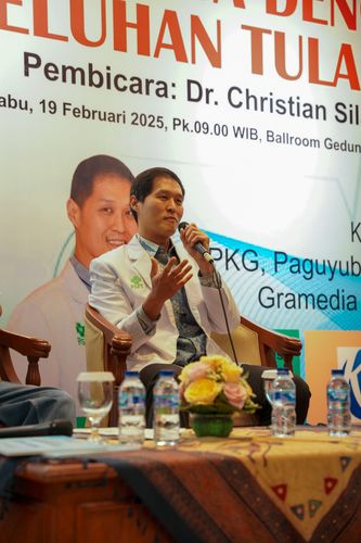 Race photo from Seminar Kesehatan : Coba Dengar Keluhan Tulang Kita
