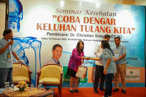 Race photo from Seminar Kesehatan : Coba Dengar Keluhan Tulang Kita