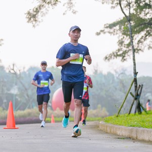 Race photo from BOGORUN 2026