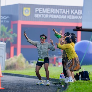 Race photo from BOGORUN 2026