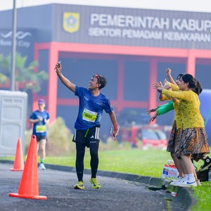 Race photo from BOGORUN 2026