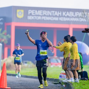 Race photo from BOGORUN 2026