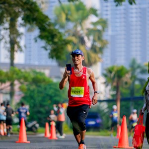 Race photo from BOGORUN 2026