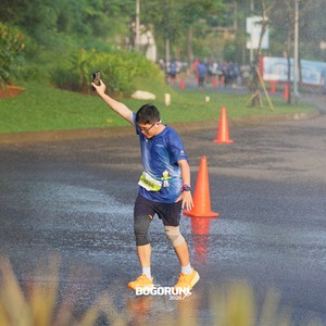 Race photo from BOGORUN 2026