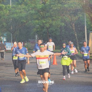 Race photo from BOGORUN 2026