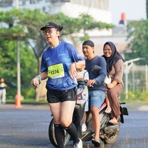 Race photo from BOGORUN 2026