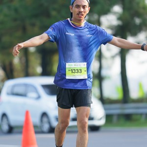 Race photo from BOGORUN 2026