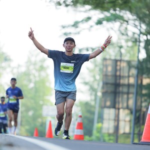 Race photo from BOGORUN 2026