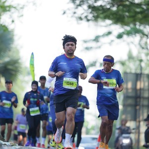 Race photo from BOGORUN 2026