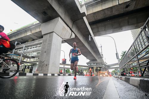 Race photo from Smartfren Run 2024