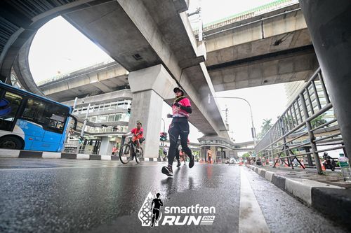 Race photo from Smartfren Run 2024