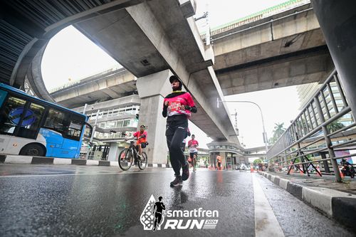 Race photo from Smartfren Run 2024