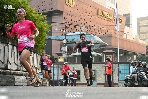 Race photo from Smartfren Run 2025 