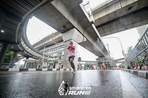 Race photo from Smartfren Run 2024