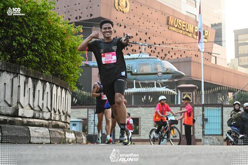 Race photo from Smartfren Run 2025 
