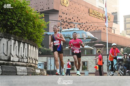 Race photo from Smartfren Run 2025 