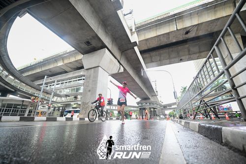 Race photo from Smartfren Run 2024