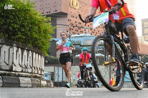 Race photo from Smartfren Run 2025 