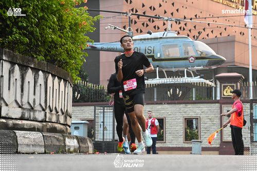 Race photo from Smartfren Run 2025 