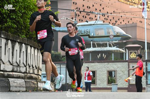 Race photo from Smartfren Run 2025 