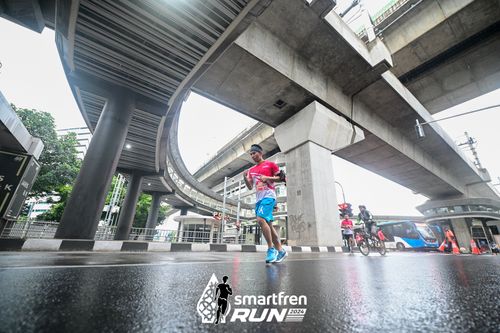 Race photo from Smartfren Run 2024
