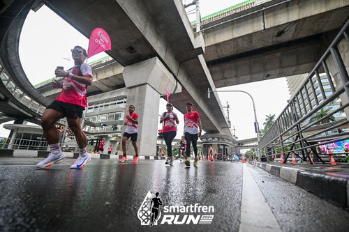 Race photo from Smartfren Run 2024