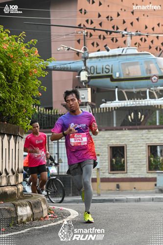 Race photo from Smartfren Run 2025 