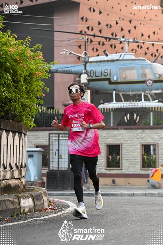 Race photo from Smartfren Run 2025 