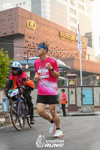 Race photo from Smartfren Run 2025 