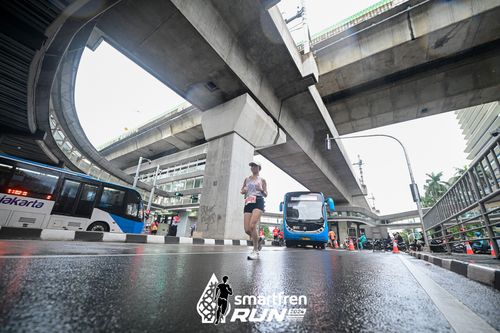 Race photo from Smartfren Run 2024