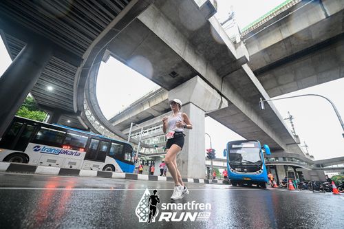 Race photo from Smartfren Run 2024