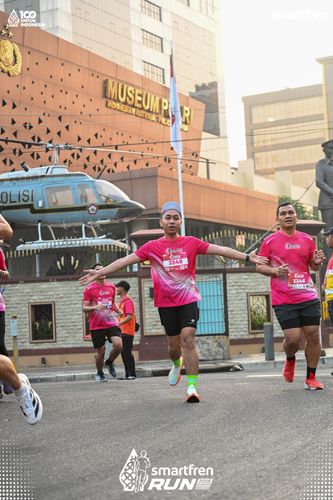 Race photo from Smartfren Run 2025 