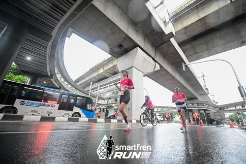 Race photo from Smartfren Run 2024