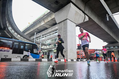 Race photo from Smartfren Run 2024