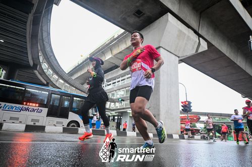 Race photo from Smartfren Run 2024