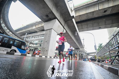 Race photo from Smartfren Run 2024
